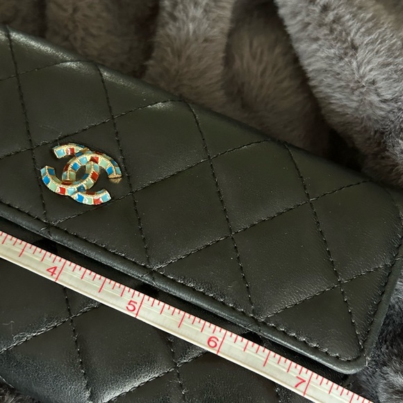 Chanel Wallet. Authentic in good condition - Picture 7 of 8